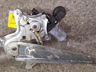 стеклоподъемник задний левый Lexus RX 2 поколение 2006