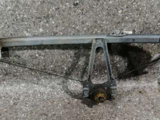 стеклоподъемник задний левый Mercedes-Benz 190 1 поколение 1988