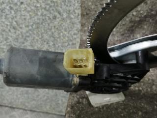 стеклоподъемник передний правый Mercedes-Benz CLK-Класс W208/A208 [рестайлинг] 1999