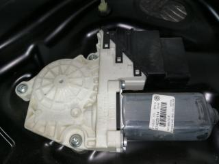 стеклоподъемник задний левый Volkswagen Passat B6 2008