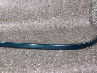 ресничка (ус) левой фары Audi 80 8C/B4 1993