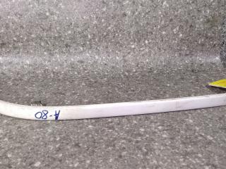 ресничка (ус) правой фары Audi 80 8C/B4 1993