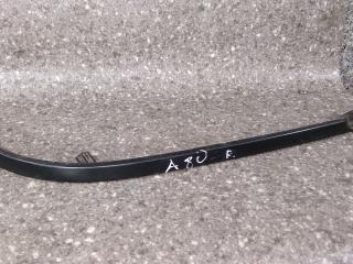 ресничка (ус) правой фары Audi 80 8C/B4 1993