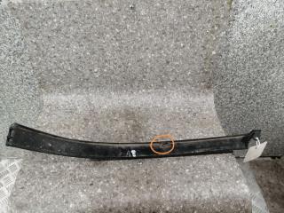 ресничка (ус) правой фары Audi A8 D2/4D 1997