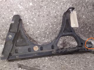 ресничка (ус) правой фары Mercedes-Benz E-Класс W210/S210 1997