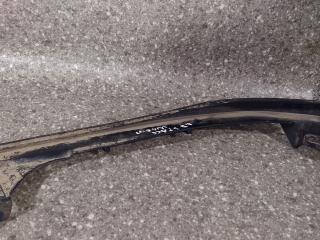 ресничка (ус) правой фары Mitsubishi Space Wagon 2 поколение (Typ N30/N40) 1996