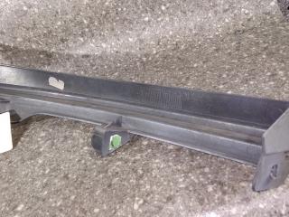 ресничка (ус) левой фары Opel Zafira 1 поколение (A) 2002