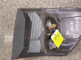 фонарь задний левый Toyota Avensis Verso 1 поколение [рестайлинг] 2005