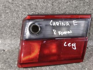 фонарь крышки багажника правый Toyota Carina T190 (1992 - 1998), седан