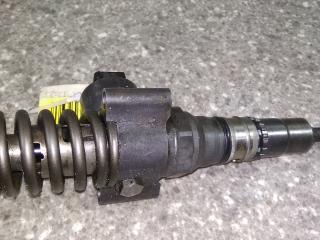 форсунка Volkswagen Golf 5 поколение 2006