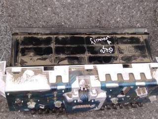 щиток приборов (приборная панель) Opel Frontera A 1995