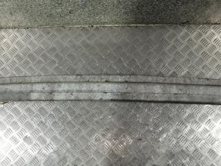 усилитель бампера переднего Volkswagen Passat B5 1999