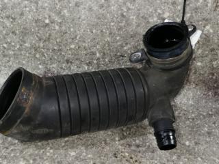 патрубок воздушного фильтра Volkswagen Passat B5 [рестайлинг] (2000 - 2005), 8D0129615J