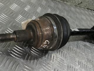 полуось передняя левая (приводной вал, ШРУС) Volkswagen Golf 4 поколение 2000