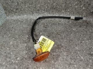 повторитель поворота на крыле левый Chrysler 300M 1 поколение 2002