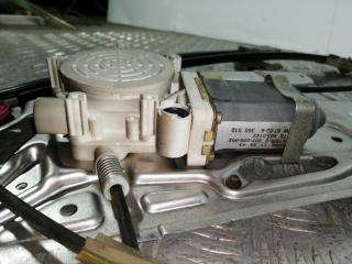 стеклоподъемник передний правый BMW 5 серия E39 1998