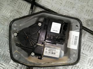 стеклоподъемник передний правый Volkswagen Golf 5 поколение 2006