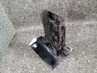 Крепление бампера заднего Audi 100 4A/C4 1993