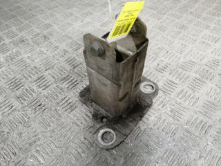 Крепление бампера переднего Renault Megane 2 поколение 2006