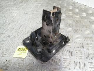 Крепление бампера переднего Kia Rio 1 поколение 2001