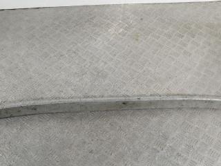 усилитель бампера переднего Nissan Primera P11 1998