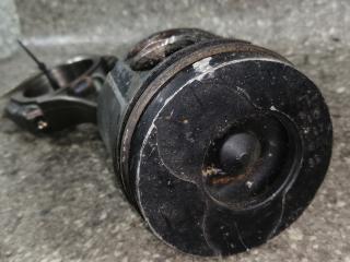 поршень Renault Laguna 2 поколение 2004