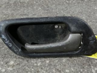 ручка внутренняя задняя правая Honda Accord 6 поколение 2000