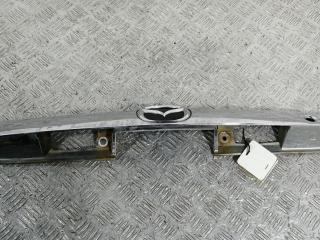 накладка подсветки номера Mazda Tribute 1 поколение 2002