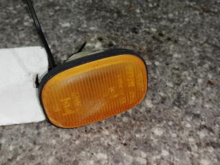 повторитель поворота на крыле правый Toyota Paseo 1 поколение 1995