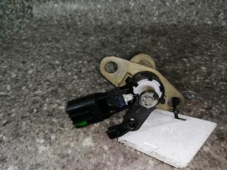 замок багажника Mazda Tribute 1 поколение 2002