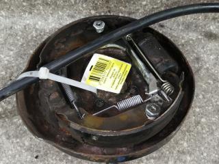 защитный кожух тормозного механизма Peugeot 206 1 поколение [рестайлинг] 2004