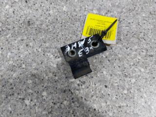 петля двери BMW 5 серия E39 2000