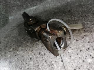 рулевой карданчик Ford C-Max 1 поколение 2007