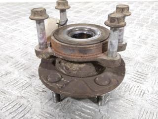 ступица передняя правая Toyota Verso 1 поколение 2012