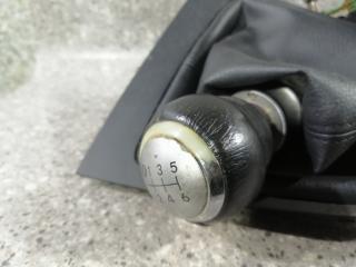 кулиса Toyota Verso 1 поколение 2011