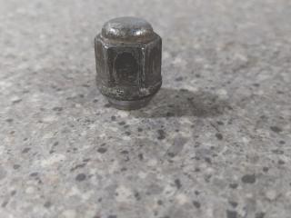 гайка колесная Chevrolet Captiva 1 поколение 2008