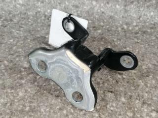 петля двери Toyota Avensis 3 поколение (T270) (2008 - 2011)