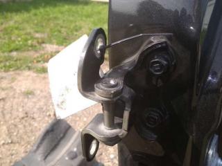 петля двери Toyota Avensis 3 поколение (T270) (2008 - 2011)