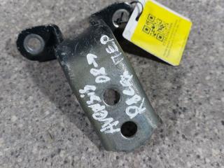 петля двери Toyota Avensis 3 поколение (T270) (2008 - 2011)