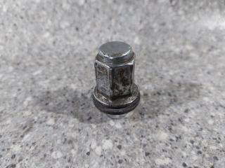 болт колесный Lexus RX 2 поколение 2006