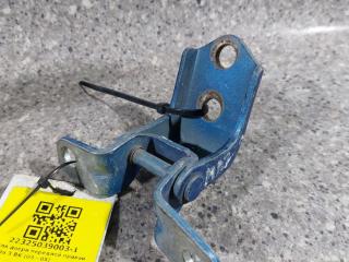 петля двери Mazda 3 BK (2003 - 2005), седан