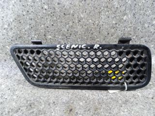 решетка радиатора Renault Scenic 1 поколение [рестайлинг] (1999 - 2003), 7700428467