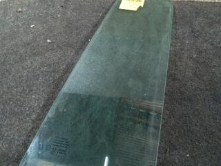 стекло двери задней левой Opel Zafira 2 поколение (B) [рестайлинг] 2010