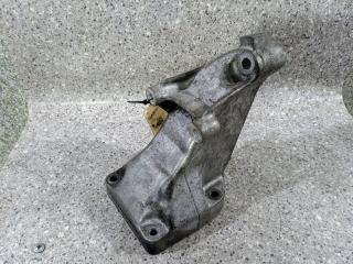 кронштейн двигателя Mercedes-Benz C-Класс W203/S203/CL203 2003, 2.2 л., OM 611.962, дизель, A6112230704