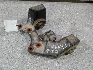 подушка крепления двигателя Suzuki Grand Vitara 2 поколение 2008, 1.6 л., бензин, МКПП, полный привод