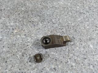 коромысло клапана (рокер) Daewoo Nexia 1 поколение (1994 - 2002), 1.5 л., i, G15MF, бензин