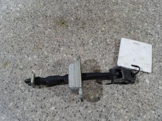 ограничитель открывания двери Nissan Qashqai 1 поколение 2008