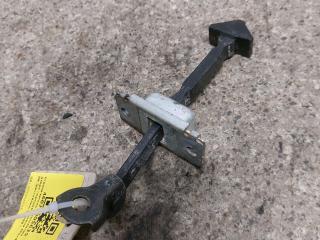 ограничитель открывания двери Mazda 3 BK [рестайлинг] 2008