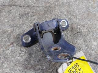 петля двери Mazda 3 BK [рестайлинг] 2008