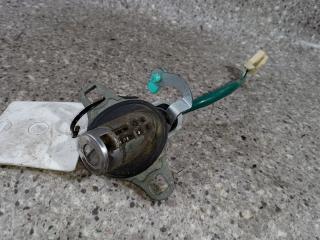 замок багажника Mazda Premacy CP [рестайлинг] 2002